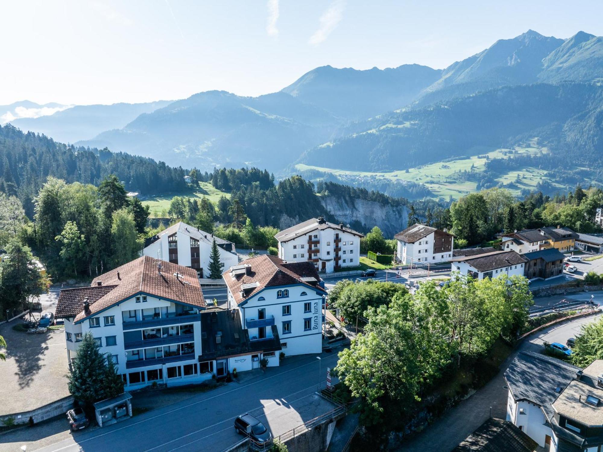 Hotel Buna Luna By Seehof Laax Exteriör bild